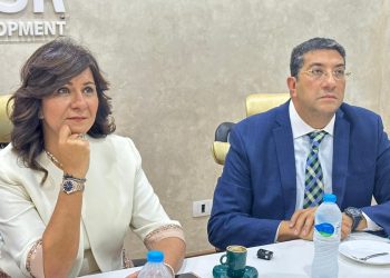 جانب من زيارة السفيرة نبيلة مكرم لمؤسسة راعي مصر 2024